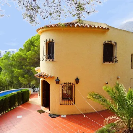 Casa Kirbo Villa *
